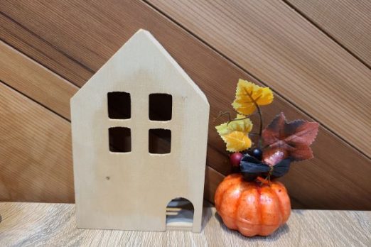 10gatu  522x348 - 【日常】クロスの新カタログ入れ替え