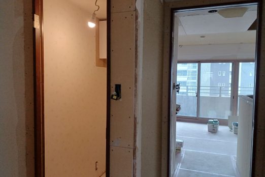 f7f3984abfd5916dbf02b7df478e79b5 522x348 - 【現場レポート】マンション一室改修工事の進捗状況