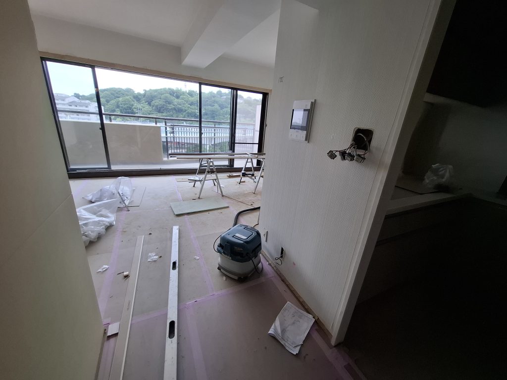 4091a2b71260c63c505453091f52b1d0 1024x768 - 【現場レポート】5月保土ヶ谷区内マンション一室リフォーム工事～大工工事進んでおります～