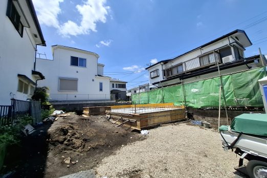4c0d0d4d849ff8bb3b00b7e66f28a69b 522x348 - 【現場レポート】綾瀬市内新築工事～基礎工事が着々と進行中～