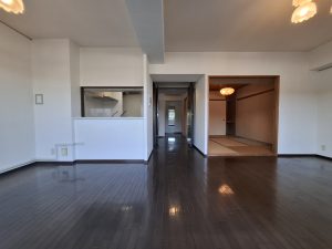 9f9aed7fe4d59f07f3244c39b1d84ee0 300x225 - 【現場レポート】5月リフォーム工事が始まりました！
