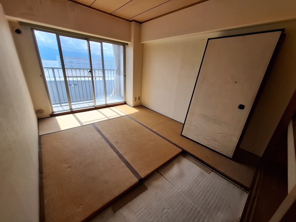 da994e2df92443e942b7189e6c093248 1024x768 - 【現場レポート】5月海老名市内　マンション一室改修工事が始まりました