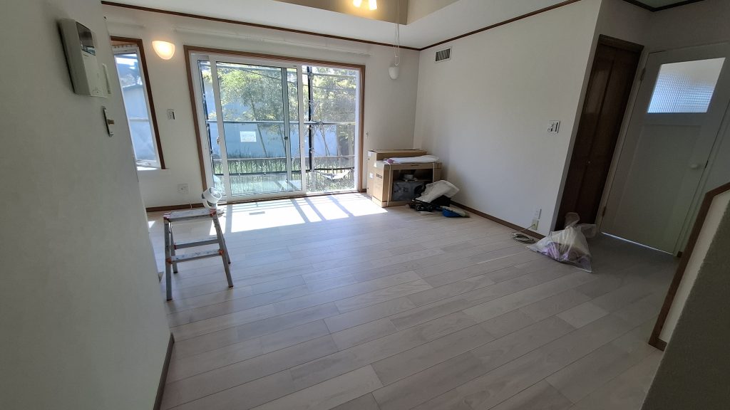 4329097f32ef85b1c876ddfb0d5a5913 1024x576 - 【現場レポート】藤沢市内リフォーム工事～いよいよ完成間近！養生を剥がしました～