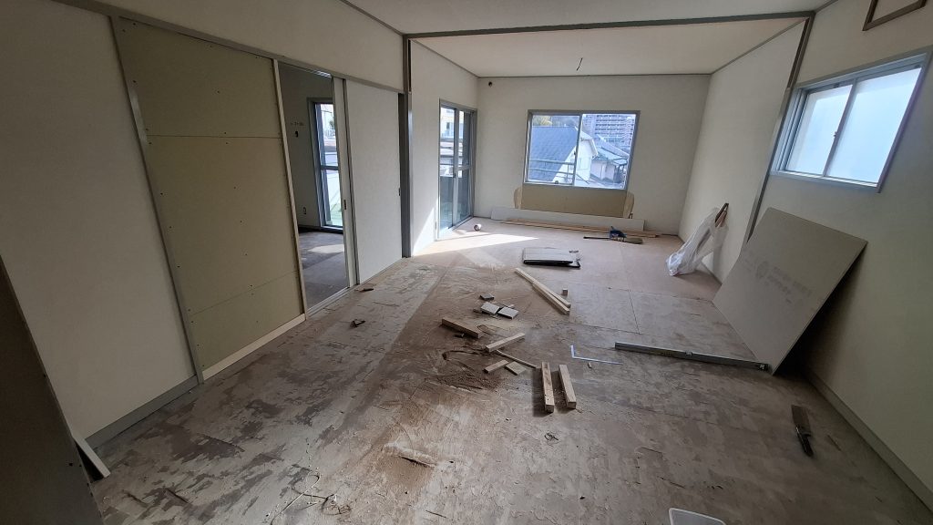 4d74388f85b1a8343fc3a967cb2d4a5c 1 1024x576 - 【現場レポート】横浜市保土ヶ谷区　現在進行中のリフォーム工事